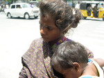 Bedelaars op straat in Hyderabad